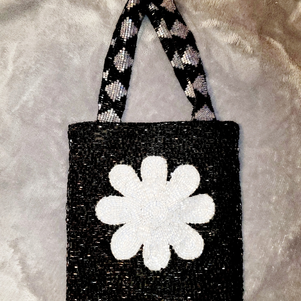 Black Beaded Flower 🌼 Dress Bag